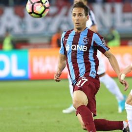 Trabzonspor, Pereira'nın sözleşmesini yeniledi