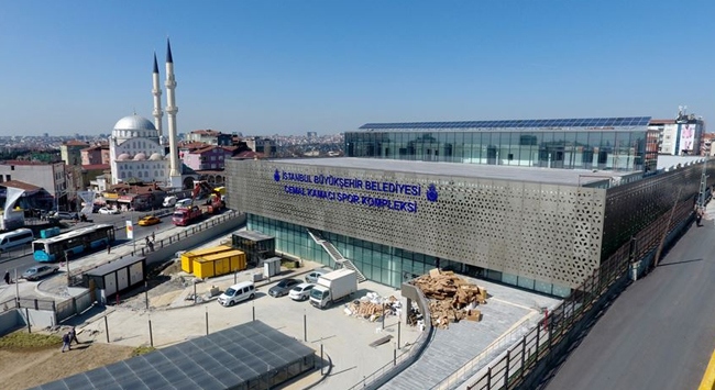 Cemal Kamacı Spor Kompleksi yenilendi