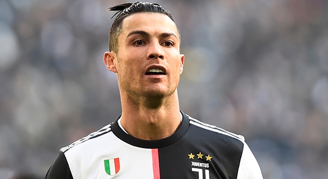 Cristiano Ronaldo ambulans uçakla Torino’ya gitti