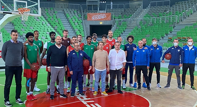 Frutti Extra Bursaspor Avrupa’da hükmen galip sayıldı