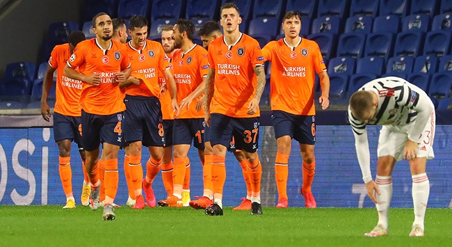 Başakşehir Manchester United’ı devirdi