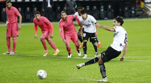 Real Madrid Valencia’ya farklı yenildi