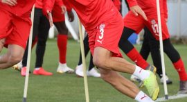 Sivasspor'da 2 futbolcunun koronavirüs testi pozitif çıktı