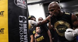 ABD'li eski yıldız boksör Floyd Mayweather  gösteri maçına çıkacak
