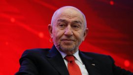 Nihat Özdemir: Yayıncı kuruluşla olumlu görüşmelere başladık