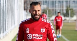 Yasin Öztekin'in koronavirüs testi pozitif çıktı