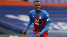 Crystal Palace, Christian Benteke'nin sözleşmesini uzattı