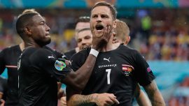 Irkçı ifadeler kullandığı iddia edilen Arnautovic özür diledi