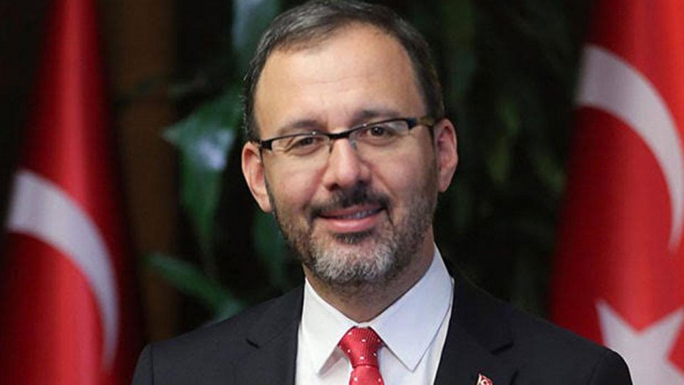 Bakan Kasapoğlu Bayram Malkan’ı tebrik etti