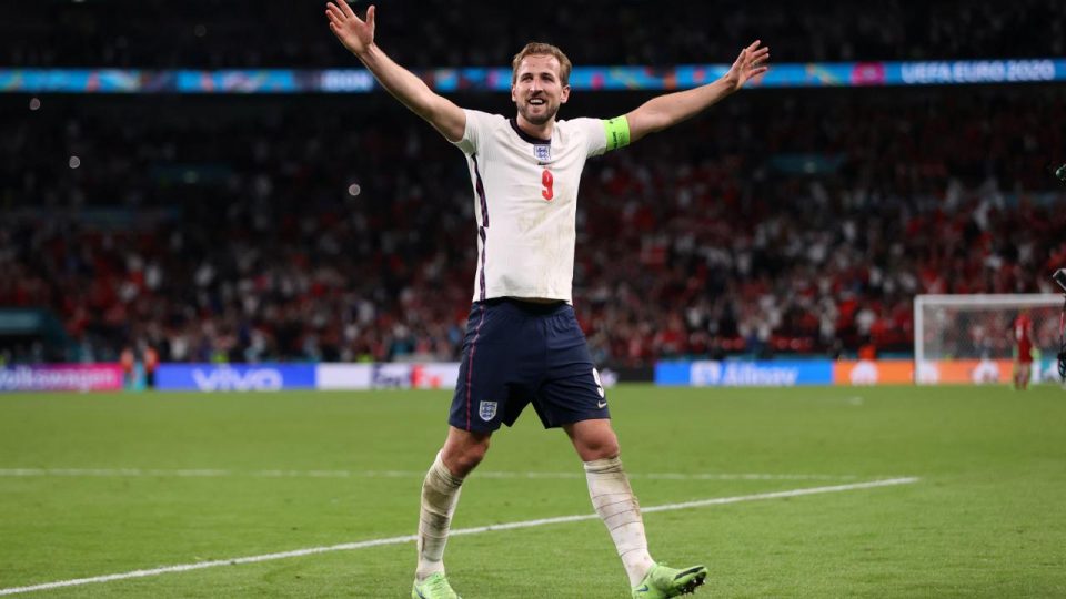 Harry Kane, Gary Lineker’i yakaladı