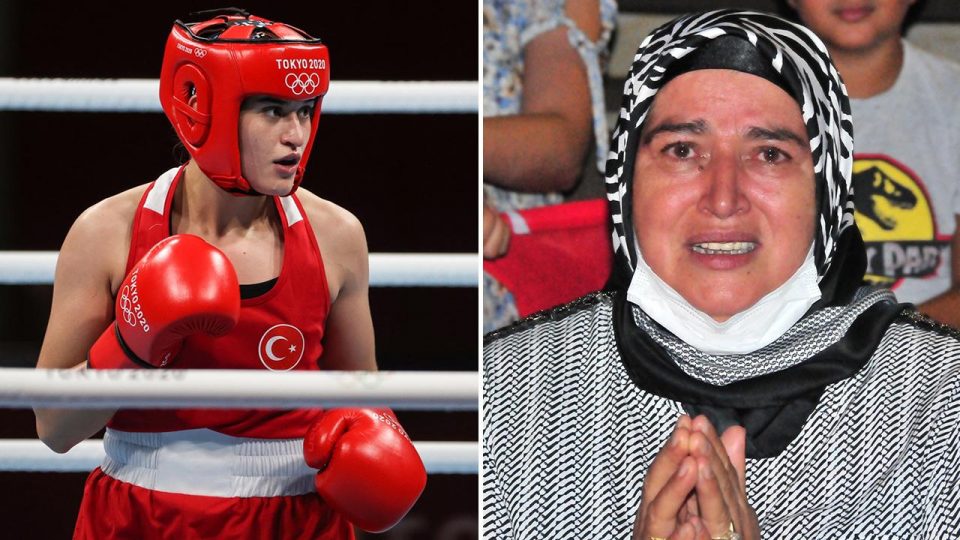 Olimpiyatlarda çeyrek finale yükselen kızını gözyaşlarıyla izledi