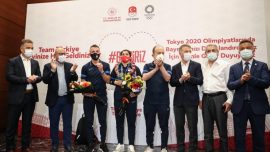 Busenaz Sürmeneli yurda döndü