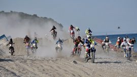 33 ülkeden 350 motosikletçi Kemer'de yarışacak
