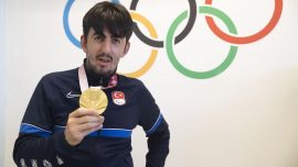 Milli masa tenisçi Abdullah Öztürk Paris'te tarihe geçmek istiyor