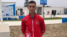 Milli atıcı Erdoğan Akkaya Peru'da gümüş madalya kazandı