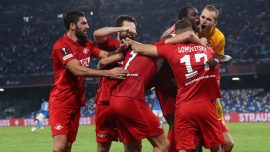 Spartak Moskova, Napoli'yi yendi