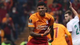 Galatasaray'da Patrick van Aanholt'un koronavirüs testi pozitif çıktı