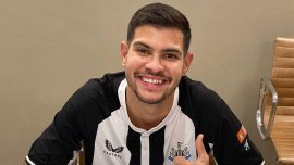 Newcastle United transferlere devam ediyor