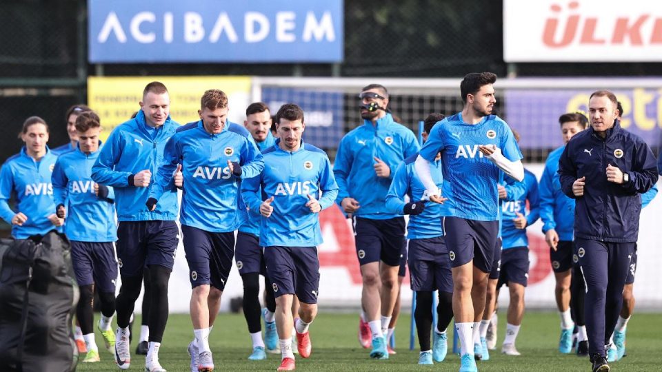 Fenerbahçe’de Slavia Prag maçı hazırlıkları tamamlandı
