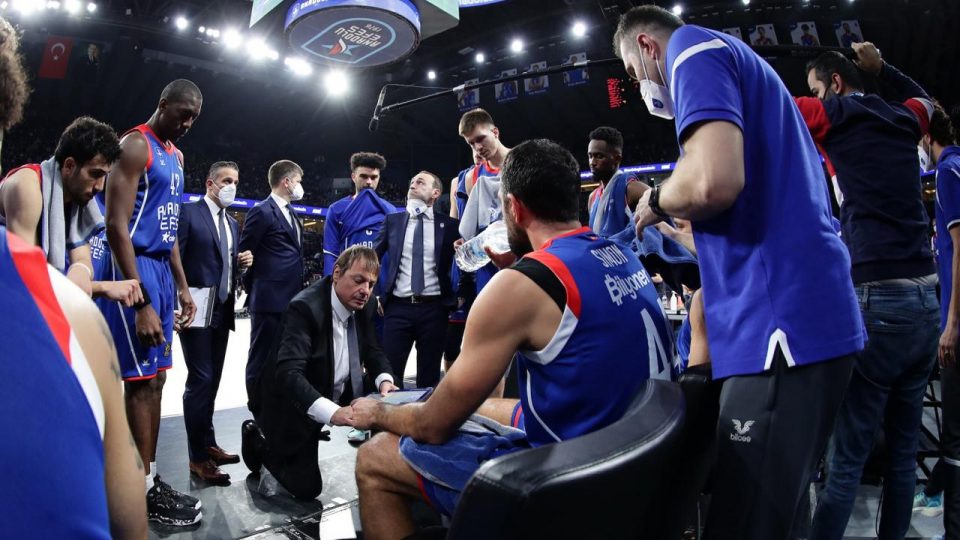 Anadolu Efes Avrupa kupalarında 755. maçına çıkacak
