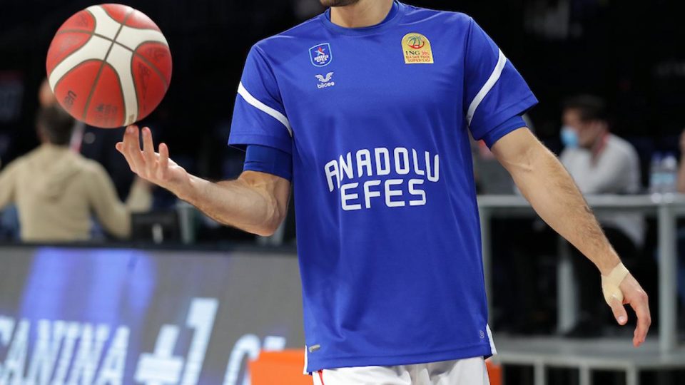 Anadolu Efes’in oynayacağı 2 maçın tarihleri değişti