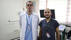 Hem hekimlikte hem sporculukta omuz omuza çalışıyorlar