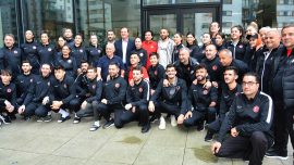 Cenk Tosun'dan milli tekvandoculara moral ziyareti