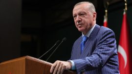 Cumhurbaşkanı Erdoğan'dan Anadolu Efes'e tebrik