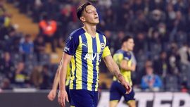Fenerbahçe'de Mesut Özil bilmecesi