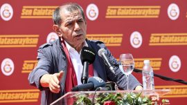 Galatasaray'da Dursun Özbek kulüp üyeleriyle buluştu