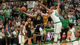 Warriors NBA finalinde öne geçti