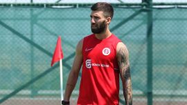 Hull City, Doğukan Sinik'i açıkladı