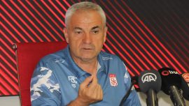 Rıza Çalımbay'dan hakemlere tepki