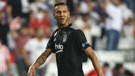 Beşiktaşlı Josef de Souza: Hayal kırıklığı yaşıyorum