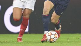 Ertelenen Arsenal-PSV maçı 20 Ekim'de oynanacak