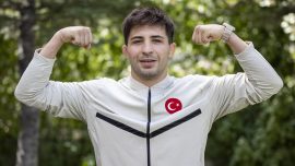 Milli güreşçi Süleyman Atlı'nın hayali "dünya şampiyonluğu kemeri"