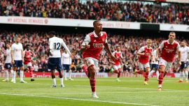 Londra derbisi Arsenal'in