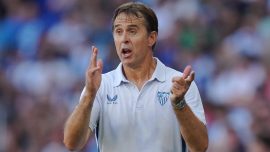 Sevilla'da Julen Lopetegui'nin görevine son verdi
