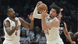 NBA'de Cedi Osman "double-double" yaptı