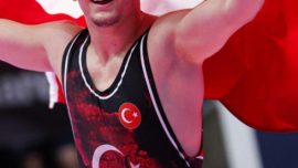 Türk güreşi 2022'yi "başarılarla" tamamladı