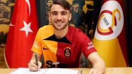 Galatasaray'da Yunus Akgün'ün sözleşmesi uzatıldı