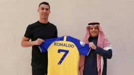 Portekizli yıldız Ronaldo resmen Al Nassr'da