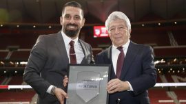 Atletico Madrid Arda Turan'ı onurlandırdı