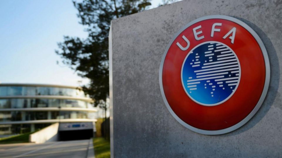 UEFA maçlarında depremden etkilenenler için saygı duruşu yapılacak
