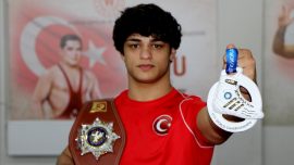 Milli güreşçi Alperen Berber'in hedefi olimpiyat şampiyonluğu