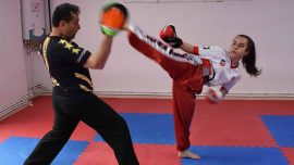 Kick boksta Türkiye birincisi 3 sporcu milli forma hayaliyle çalışıyor
