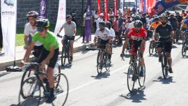 Diyarbakır'da 15 Temmuz şehitleri anısına bisiklet yarışı düzenlendi