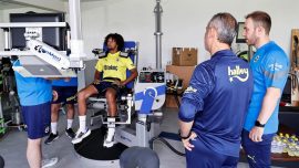 Fenerbahçe'de futbolculara çeşitli testler yapıldı