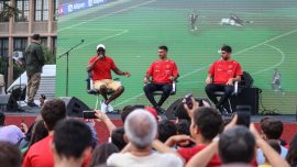 Milliler Eskişehir'de taraftarla buluştu