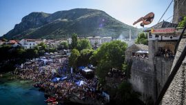 Mostar Köprüsü'nde Red Bull Cliff Diving heyecanı yaşandı